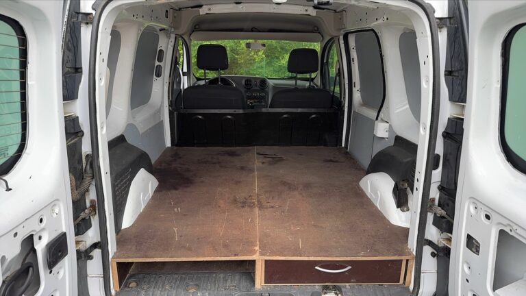 Mercedes Citan 109 CDI 90 Base - Image 14 (July 7, 2026)