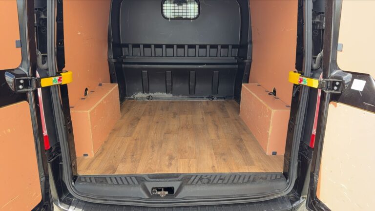 Ford Transit Custom 2.0 TDCi 185 BVA6 Sport – Automatique - Image 14 (July 7, 2026)