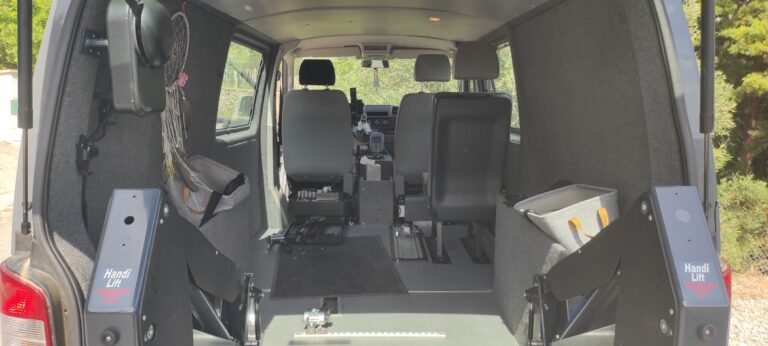 Volkswagen Transporter V 2.0 TDI 140 DSG7 Rockton Equipé « p.m.r. » – Automatique - Image 14 (July 7, 2026)