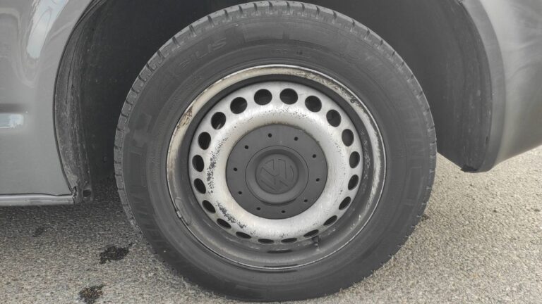 Volkswagen Transporter V 2.0 TDI 140 DSG7 Rockton Equipé « p.m.r. » – Automatique - Image 17 (July 7, 2026)