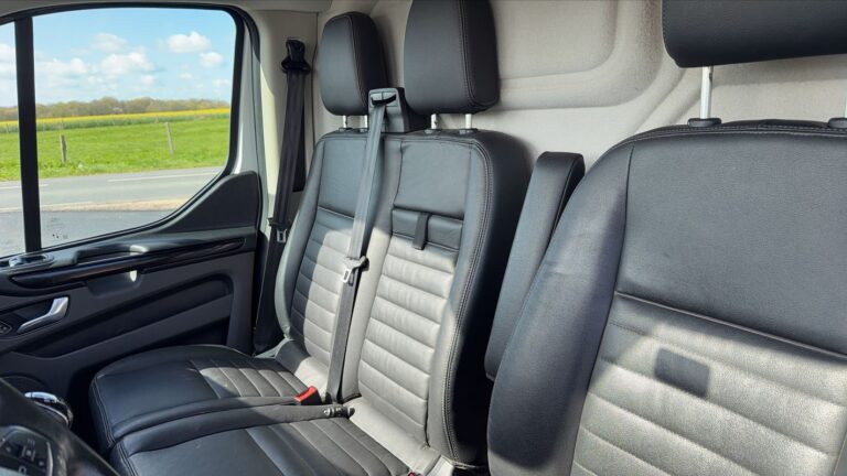 Ford Transit Custom Fourgon 2.0 TDCi 170 Trail - Image 09 (July 7, 2026)