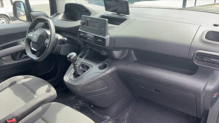 Peugeot Partner VU 1.5 BlueHDi 130 Confort Standard 650kg - Image 10 (July 7, 2026)