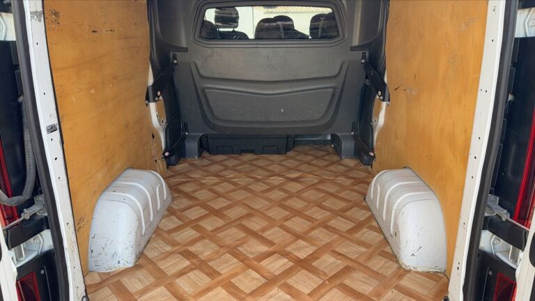 Renault Trafic 1.6 dCi 120 Grand Confort – 6 places - Image 14 (July 7, 2026)