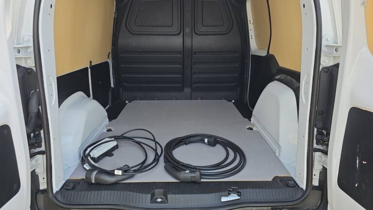 Nissan Townstar Fourgon EV 45 122 N Connecta – Garantie constructeur - Image 14 (July 7, 2026)