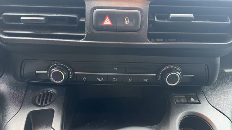 Citroën Berlingo VU 1.5 BlueHDi 100 Club - Image 13 (July 8, 2026)