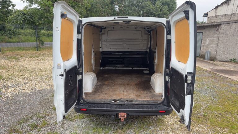 Renault Trafic III 2.0 dCi 145 Grand Confort – 3 places - Image 14 (July 7, 2026)