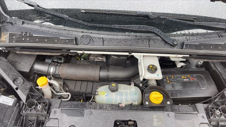 Renault Trafic III 2.0 dCi 145 Grand Confort – 3 places - Image 15 (July 7, 2026)