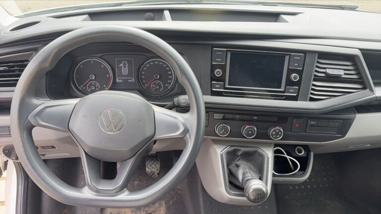 Volkswagen Transporter 2.0 TDI 110 Business Line - Image 11 (July 7, 2026)