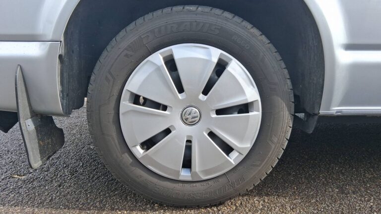Volkswagen Transporter VU H1L2 6 2.0 TDI 150 Business - Image 16 (July 7, 2026)