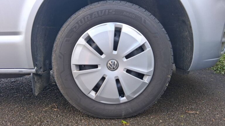 Volkswagen Transporter VU H1L2 6 2.0 TDI 150 Business - Image 17 (July 7, 2026)