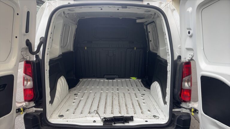 Citroën Berlingo M III 1.5 BlueHDi 100 Driver - Image 14 (July 7, 2026)