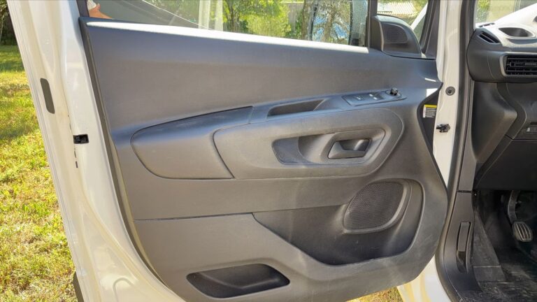 Peugeot Partner 1.5 BlueHDi 75 Premium – Entretien constructeur - Image 07 (July 7, 2026)