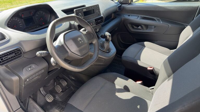 Peugeot Partner 1.5 BlueHDi 75 Premium – Entretien constructeur - Image 08 (July 7, 2026)