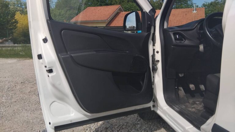 Fiat Doblo VU 1.6 Multijet 105 Cargo - Image 07 (July 7, 2026)