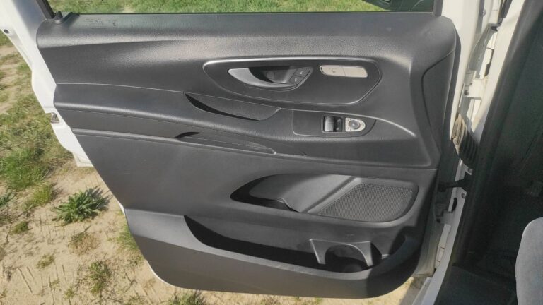 Mercedes Vito III 116 CDI 163 9G-TRONIC Select – Automatique - Image 07 (July 7, 2026)
