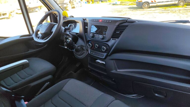 Iveco Daily VU (6) 3.0 D Turbo 175 Confort - Image 10 (July 7, 2026)