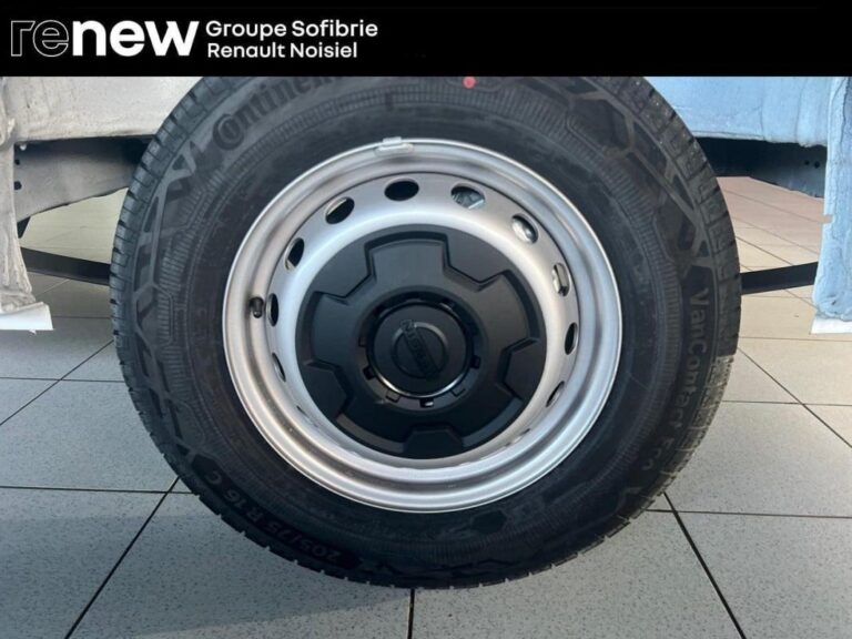 Nissan Interstar FOURGON 3.5T DCI 130 N-CONNECTA - Image 07 (July 7, 2026)