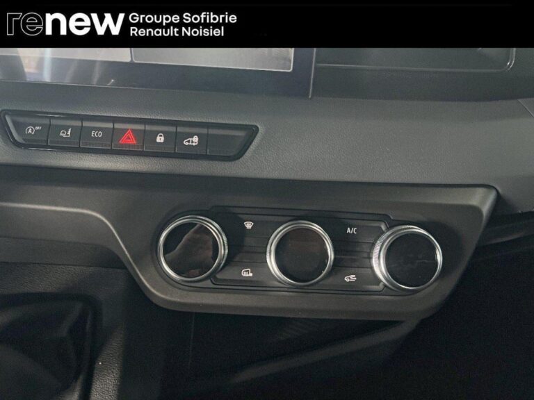 Nissan Interstar FOURGON 3T5 2.0 DCI 130 N-CONNECTA - Image 13 (July 7, 2026)