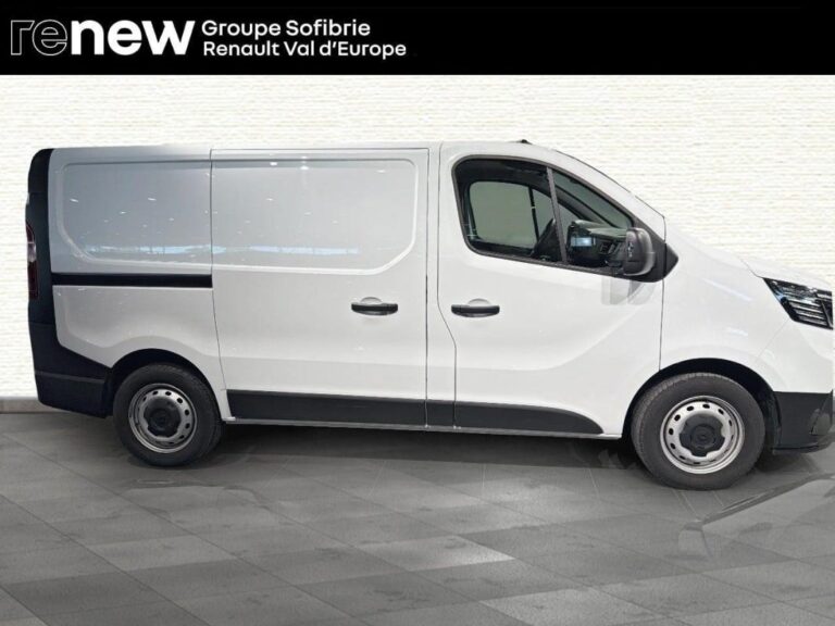 Renault Trafic FOURGON FG BLUE DCI 130 3T GSR2 ADVANCE - Image 04 (July 7, 2026)
