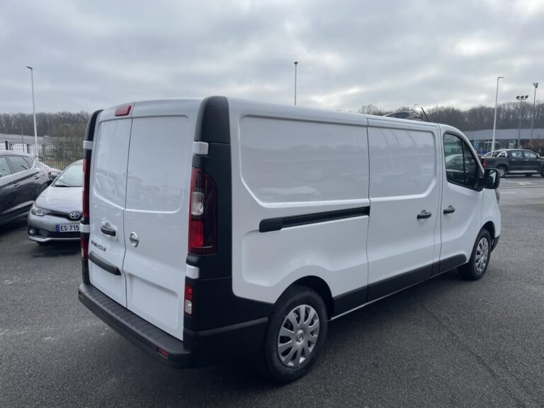 Nissan Primastar FOURGON 2T8 2.0 DCI 150 S/S DCT ACENTA - Image 05 (July 7, 2026)