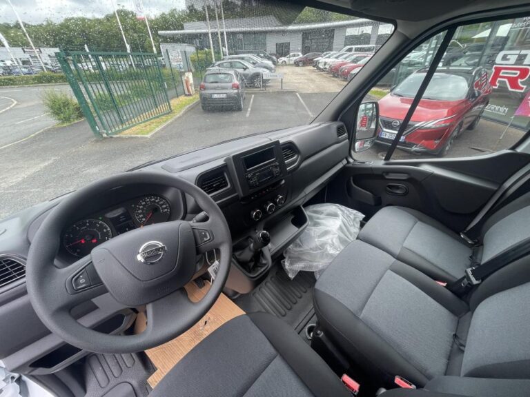 Nissan Interstar FOURGON 3T5 2.3 DCI 150 S/S ACENTA - Image 09 (July 7, 2026)