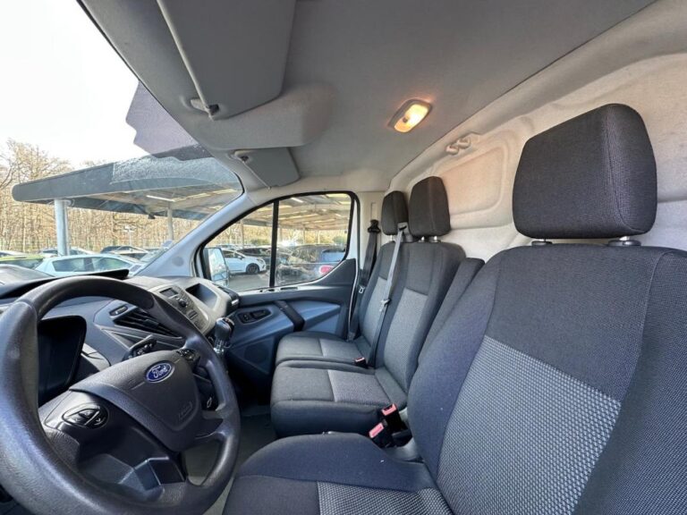 Ford Transit Custom FOURGON 2.0 TDCI 105 250 PB NE PAS VENDRE - Image 09 (July 7, 2026)