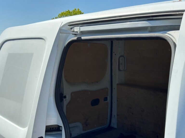Renault Kangoo Express II (2) EXTRA R-LINK DCI 90 PRIX TTC - Image 20 (July 7, 2026)