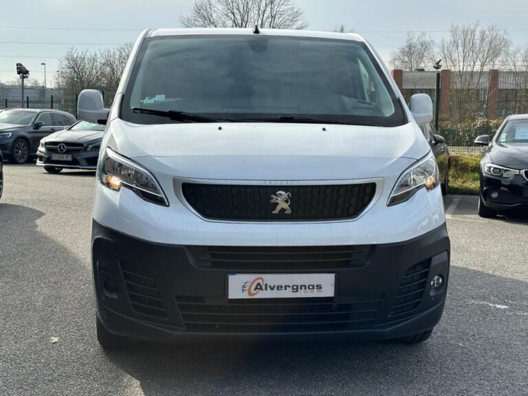 Peugeot Expert FOURGON III 2.0 BLUEHDI 150 S&S COMPACT PREMIUM PACK - Image 08 (July 7, 2026)