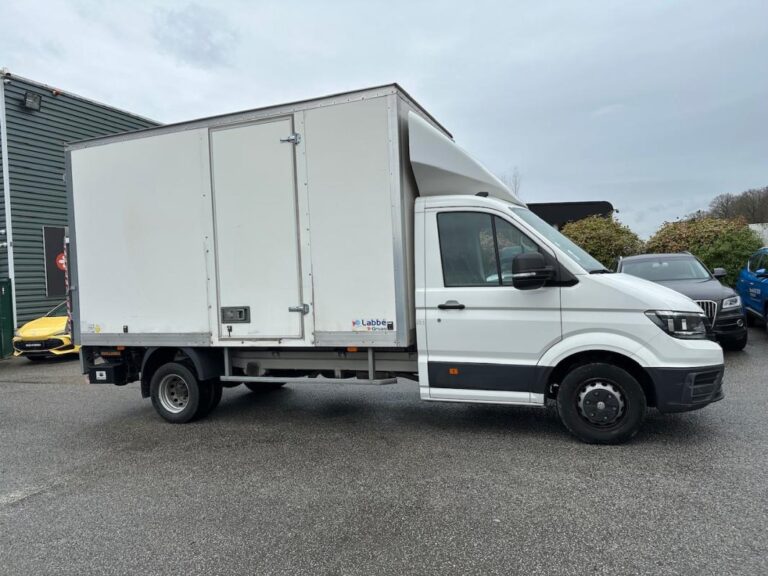 Volkswagen Crafter CHASSIS CABINE CSC PROPULSION (RJ) 35 2.0 TDI 177CH BUSINESS LINE CAISSE 20M3 HAYON PRIX TTC - Image 02 (July 7, 2026)
