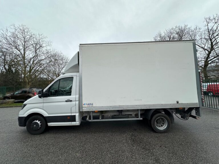 Volkswagen Crafter CHASSIS CABINE CSC PROPULSION (RJ) 35 2.0 TDI 177CH BUSINESS LINE CAISSE 20M3 HAYON PRIX TTC - Image 06 (July 7, 2026)