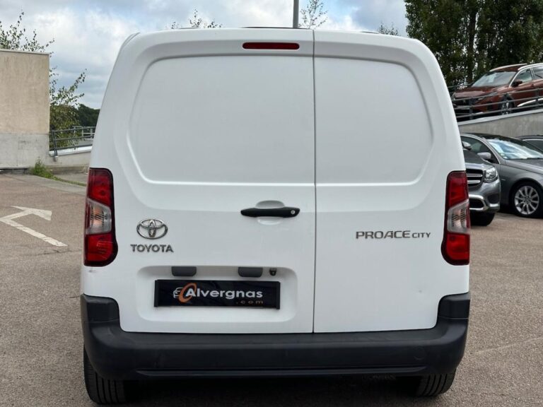 Toyota Proace City FOURGON 1.5 MEDIUM 130 D-4D DYNAMIC AUTO PRIX TTC - Image 04 (July 7, 2026)