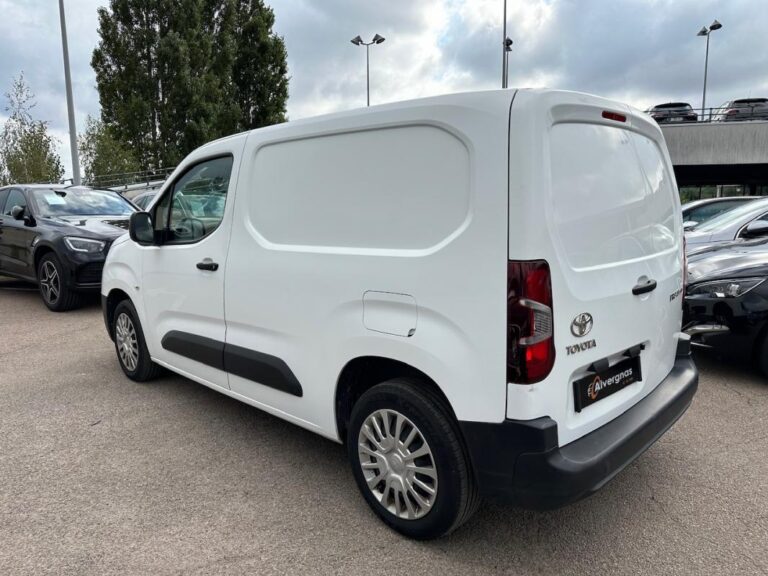 Toyota Proace City FOURGON 1.5 MEDIUM 130 D-4D DYNAMIC AUTO PRIX TTC - Image 05 (July 7, 2026)