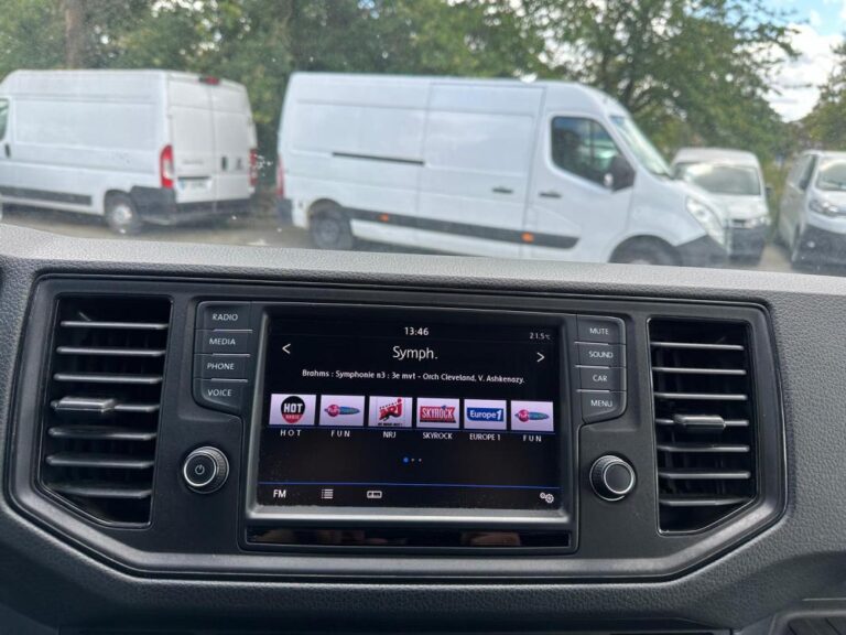 Volkswagen Crafter VAN II 2.0 TDI 177 35 BUSINESS LINE PRIX TTC - Image 09 (July 7, 2026)