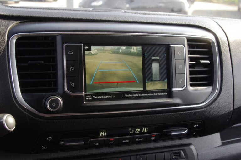 Toyota PROACE FOURGON MEDIUM 115 D-4D BVM6 DYNAMIC PRIX TTC - Image 07 (July 7, 2026)