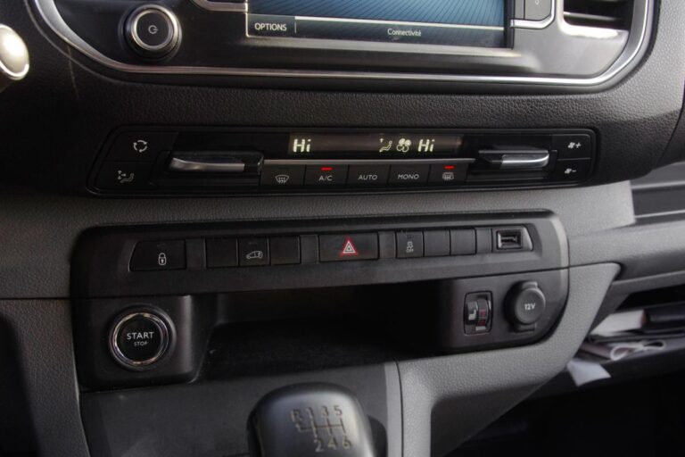 Toyota PROACE FOURGON MEDIUM 115 D-4D BVM6 DYNAMIC PRIX TTC - Image 09 (July 7, 2026)