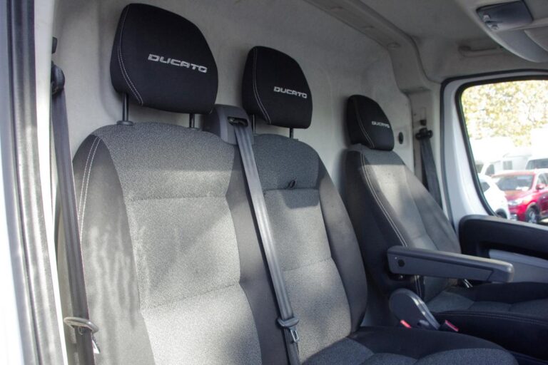 Fiat Ducato FOURGON (2) TOLE 3.3 L3 H2 2.3 MJT 130 EURO 6 PACK PRO NAV PRIX TTC - Image 04 (July 7, 2026)