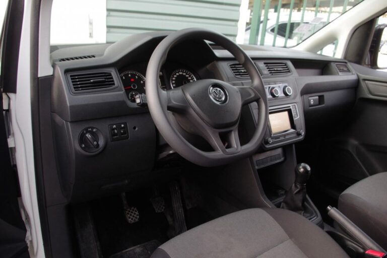 Volkswagen Caddy IV VAN 1.2 TSI 84 BUSINESS LINE - Image 02 (July 7, 2026)