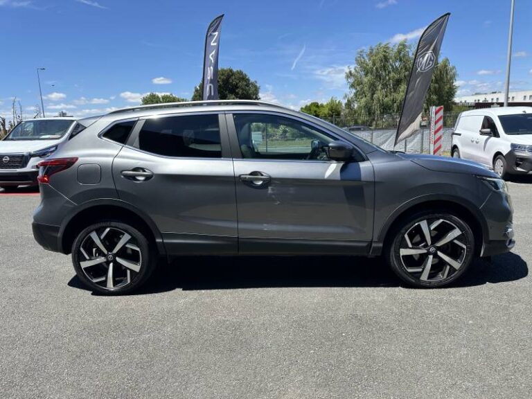 Nissan Qashqai 1.3 DIG-T 160 DCT Tekna - Image 06 (July 7, 2026)