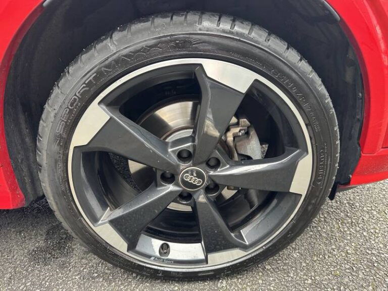 Audi Q2 40 TDI 190 S tronic 7 Quattro Design Luxe - Image 10 (July 7, 2026)