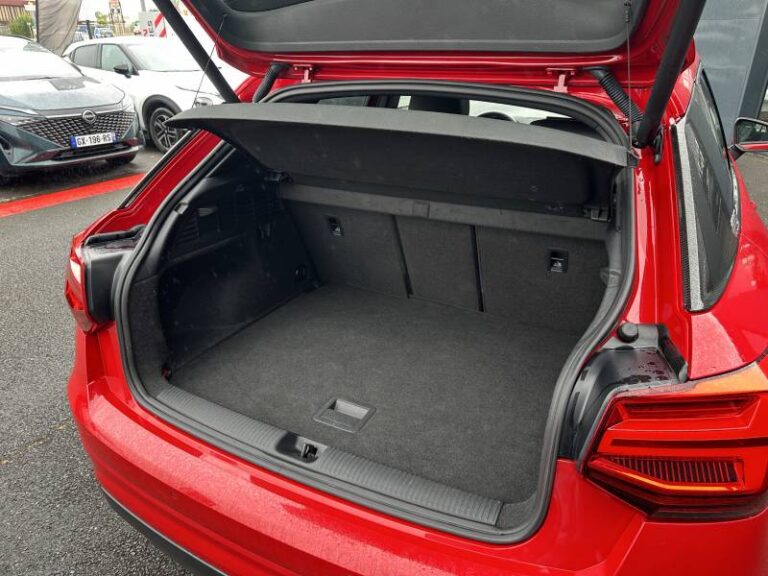 Audi Q2 40 TDI 190 S tronic 7 Quattro Design Luxe - Image 13 (July 7, 2026)