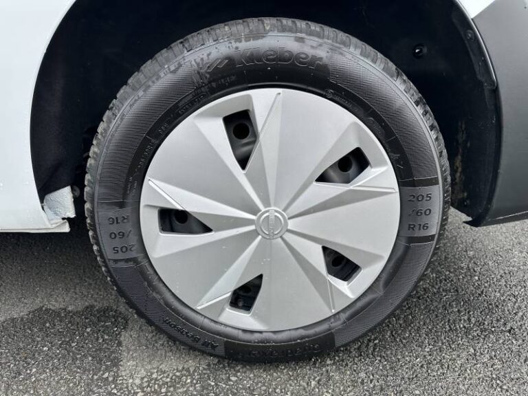 Nissan Townstar FOURGON L1 TCE 130 BVM N-CONNECTA - Image 12 (July 7, 2026)