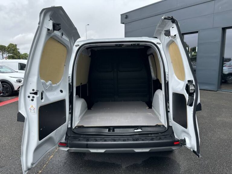 Nissan Townstar FOURGON L1 TCE 130 BVM N-CONNECTA - Image 13 (July 7, 2026)