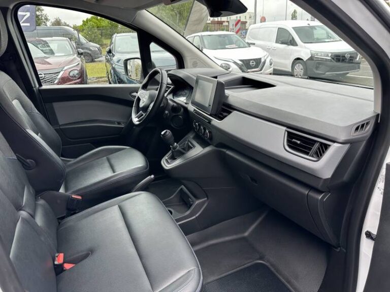 Nissan Townstar FOURGON L1 TCE 130 BVM N-CONNECTA - Image 18 (July 7, 2026)