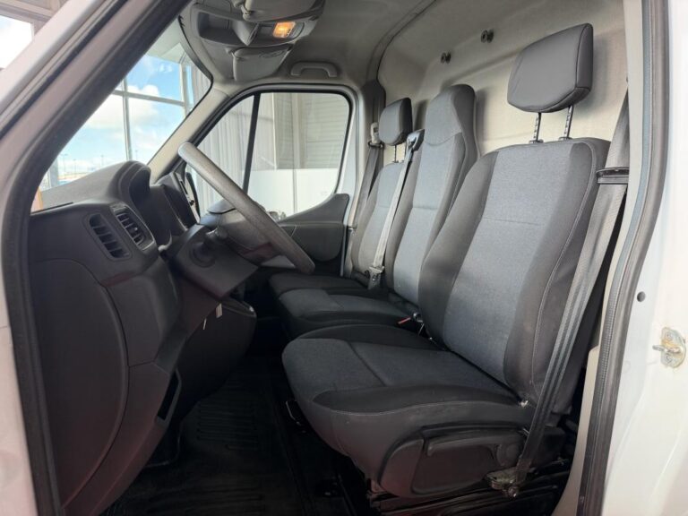 Nissan NV400 2021 – Diesel Boîte manuelle FOURGON 2.3 DCI 135 3T3 OPTIMA - Image 13 (July 7, 2026)