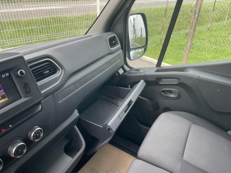 Renault Master FG TR CF F3500 BLUE DCI 135 - Image 12 (July 7, 2026)