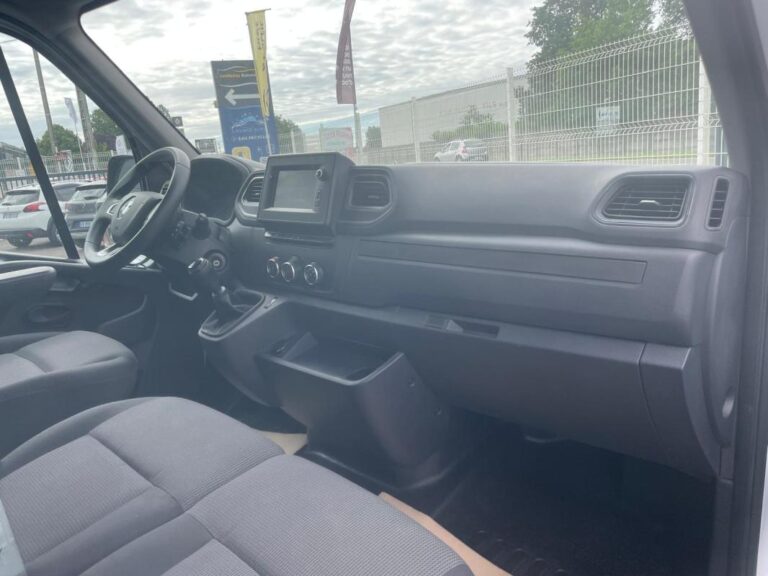 Renault Master FG TR CF F3500 BLUE DCI 135 - Image 17 (July 7, 2026)