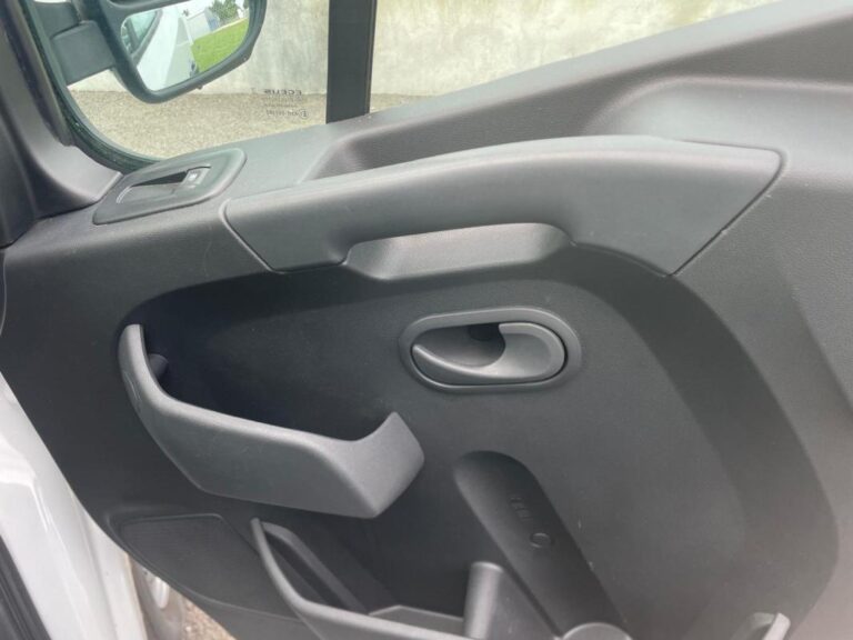 Renault Master FG TR CF F3500 BLUE DCI 135 - Image 18 (July 7, 2026)