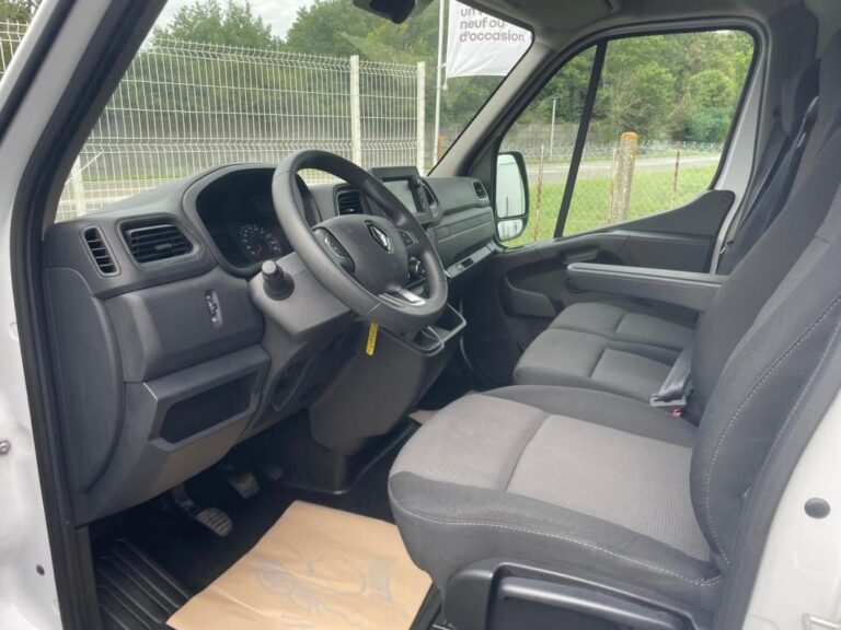 Renault Master FG TR CF F3500 BLUE DCI 135 - Image 06 (July 7, 2026)
