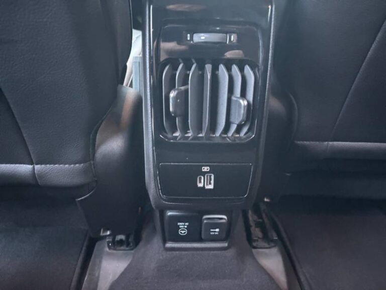 Jeep Compass II 1.6 I MultiJet 130 ch BVM6 Limited - Image 20 (July 7, 2026)