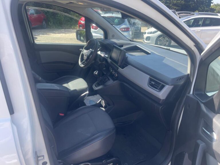 Renault Kangoo 3 L1 1.5 Blue dCi 115ch Grand Confort Sésame Ouvre Toi – 22 - Image 07 (July 7, 2026)